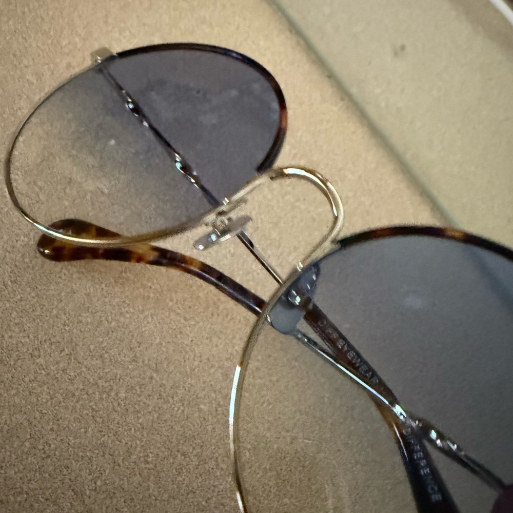 Gryffindor Unisex 46mm Polarized Sunglasses by 
DIFF  NWT Collectors Series - Picture 13 of 17